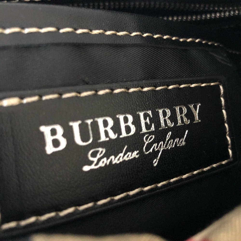 $1️⃣1️⃣7️⃣5️⃣ Burberry Backpack - Picture 12 of 16